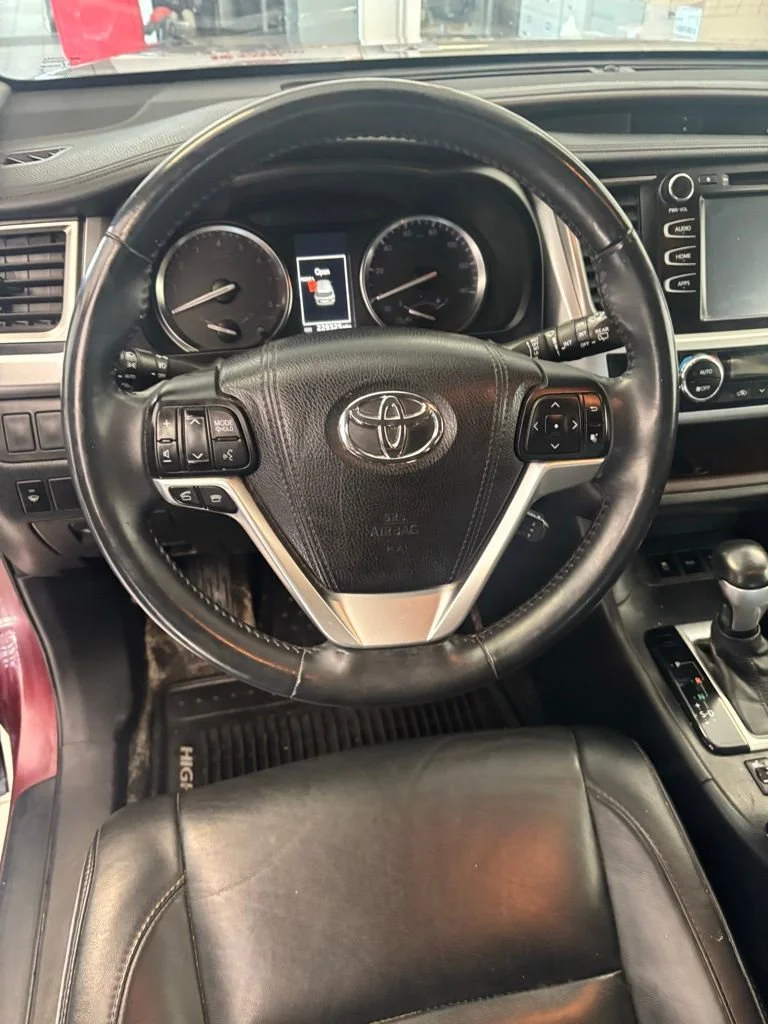 2016 Toyota Highlander XLE - Photo 15