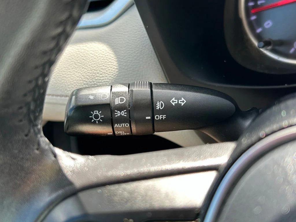 Certified Used 2019 Midnight Black Metallic Toyota XLE Premium image 28
