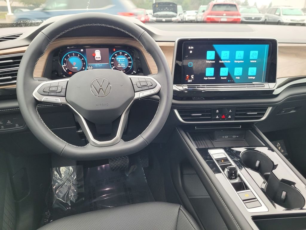 New 2026 White/off-white Volkswagen 2.0T SE w/Technology image 19