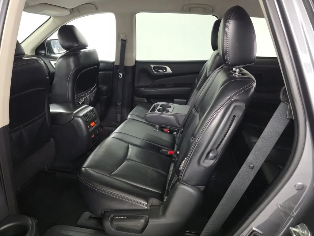 Certified Used 2020 Gray Nissan SL image 12