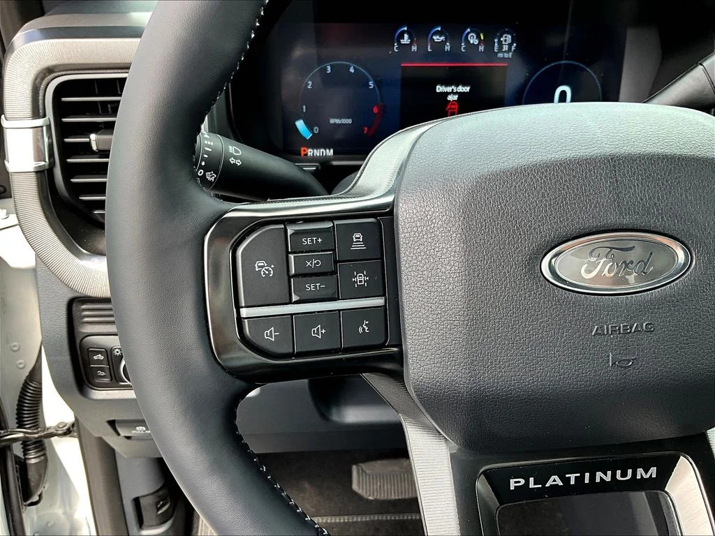 New 2026 Star White Metallic Tri-Coat Ford F-250® Platinum® image 21