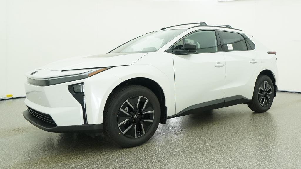 New 2026 Wind Chill Pearl Toyota XLE image 57