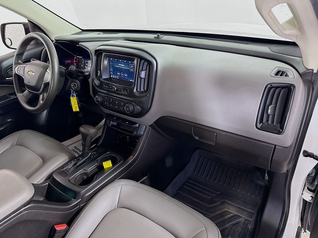Used 2019 WHITE Chevrolet Work Truck image 26