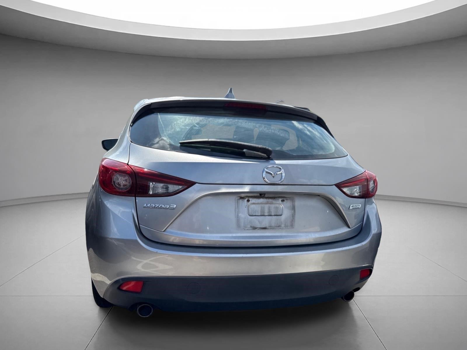 Used 2016 Liquid Silver Metallic Mazda i Grand Touring image 11