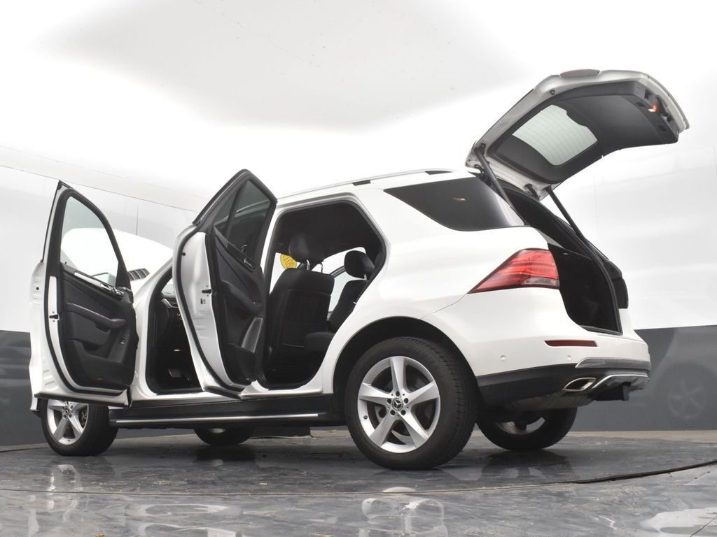 Used 2019 White Mercedes-Benz GLE 400 image 36