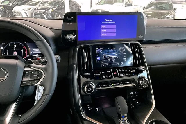 2026 Lexus LX 700h Luxury - Photo 7