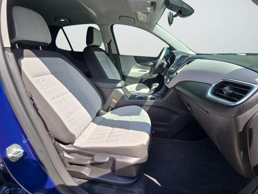 Used 2023 Blue Chevrolet LT image 29
