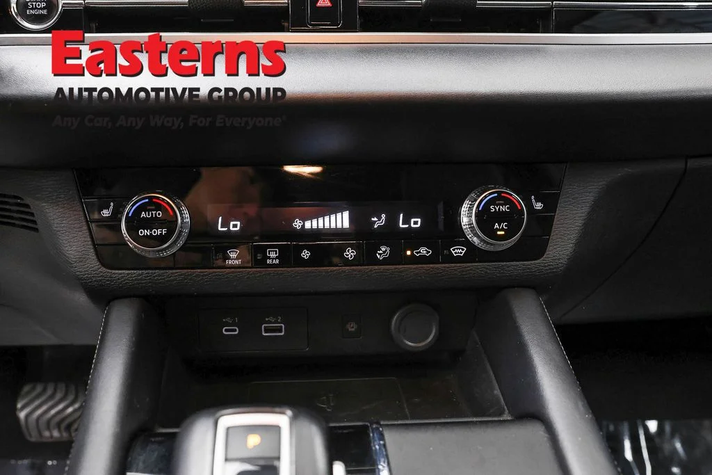 Used 2024 Gray Mitsubishi SE image 19