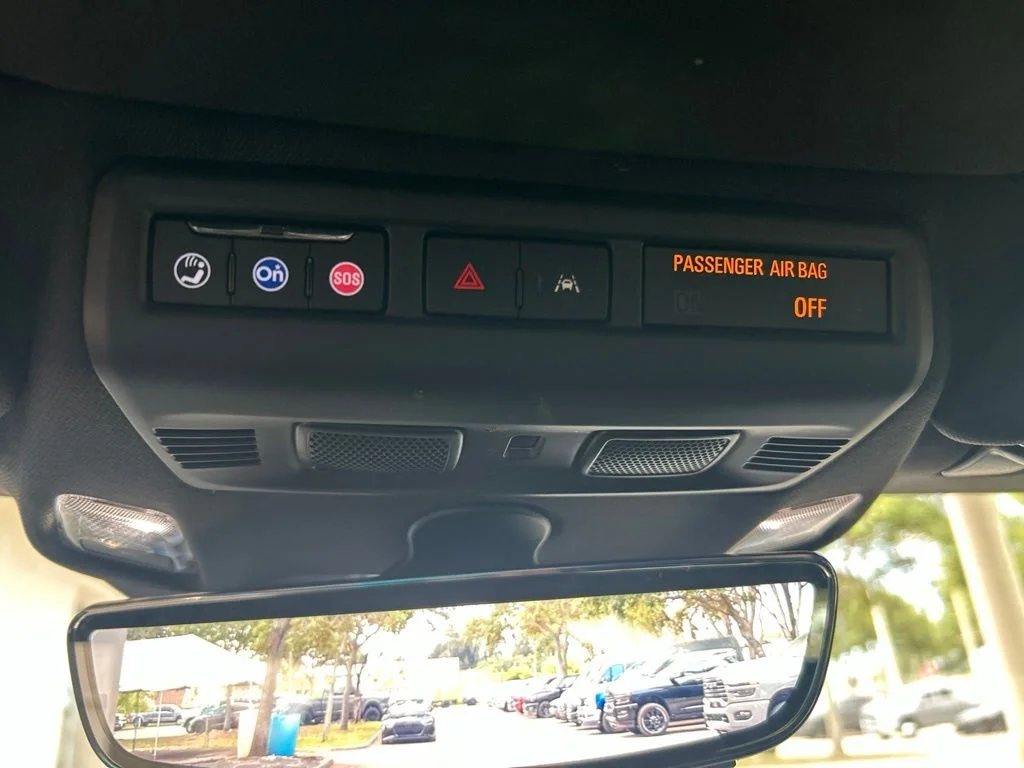 Used 2025 Blue Chevrolet Z06 image 49
