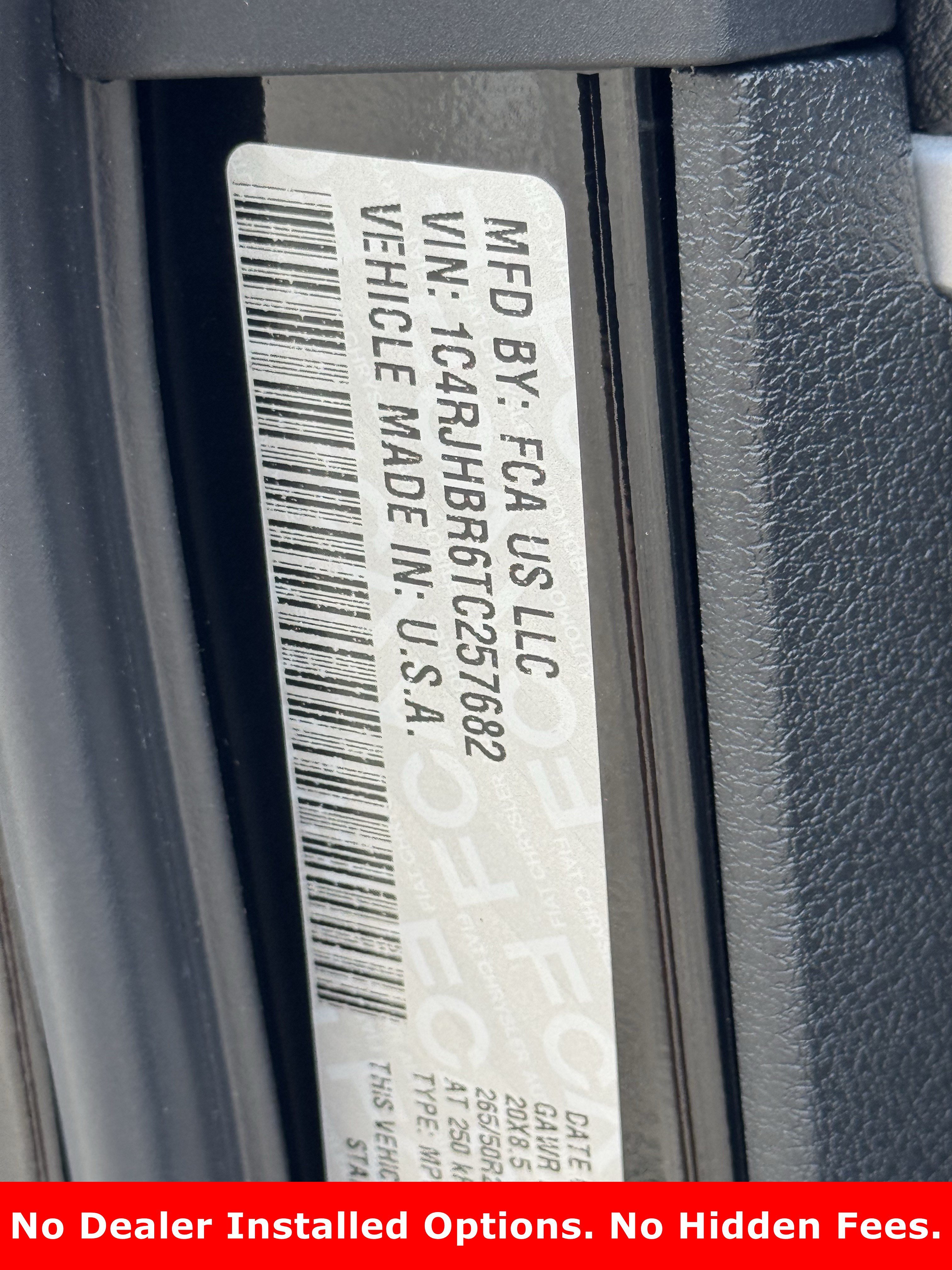 New 2026 Diamond Black Crystal Pearl-Coat Exterior Paint Jeep 85th Anniversary Edition image 22