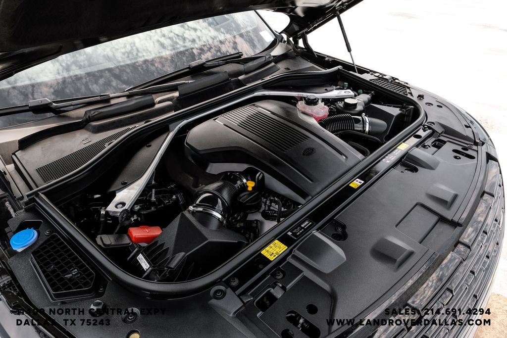 Used 2024 Black Land Rover Autobiography image 59