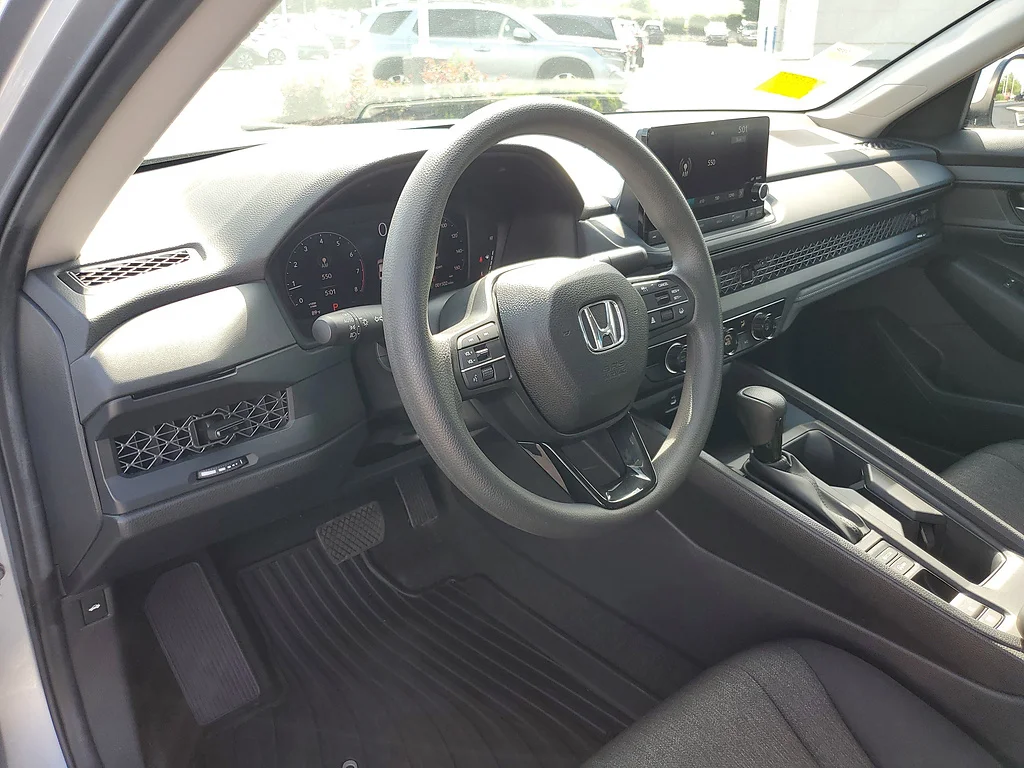 Certified Used 2024 Solar Silver Metallic Honda LX image 16
