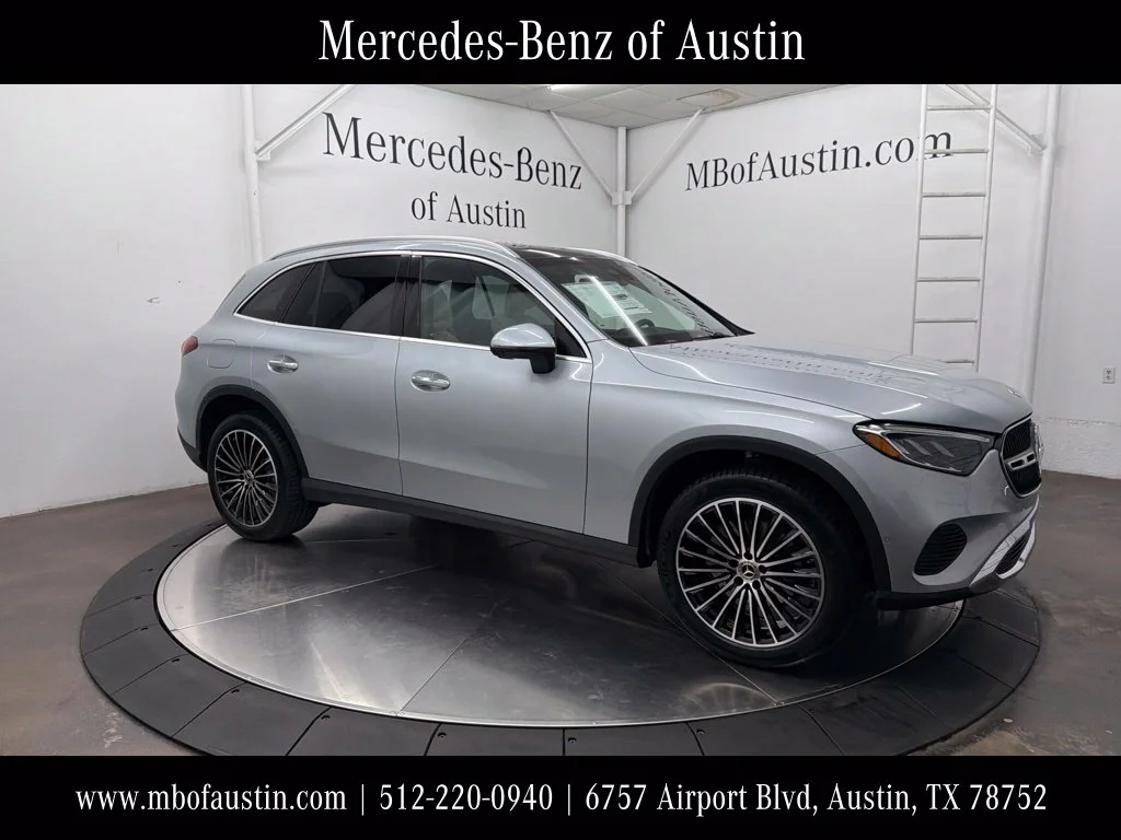 New 2027 Silver Mercedes-Benz GLC 300 image 1