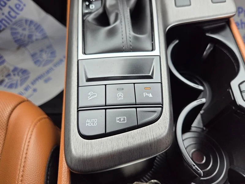 Used 2026 Gray Kia X-Line image 38