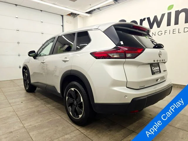 Used 2024 Champagne Silver Nissan SV image 3
