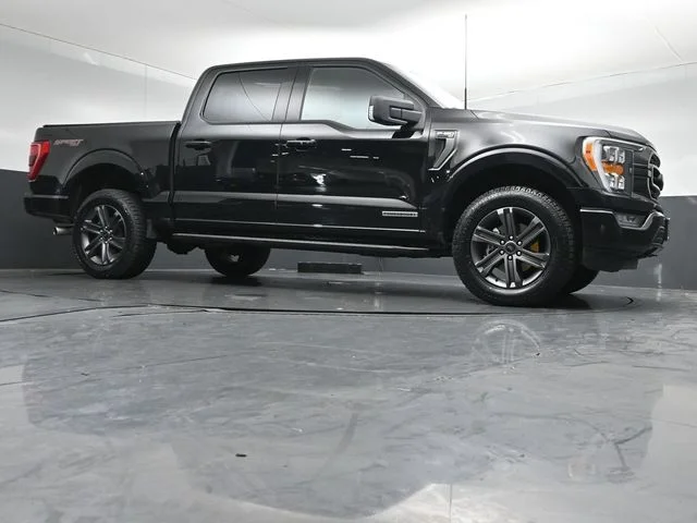 Certified Used 2023 Agate Black Metallic Ford XLT image 37