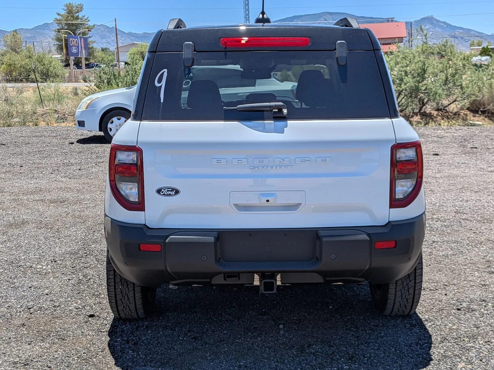 New 2026 Oxford White Ford Badlands® image 7
