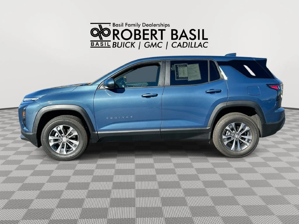 Used 2026 Lakeshore Blue Metallic Chevrolet LT image 5