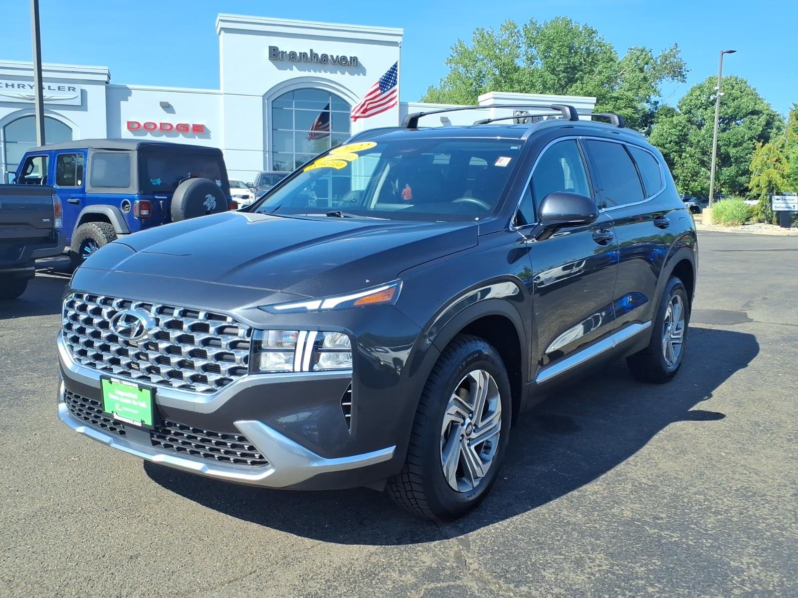 Certified Used 2022 Gray Hyundai SEL image 3