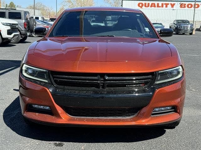 Used 2023  Dodge SXT image 3