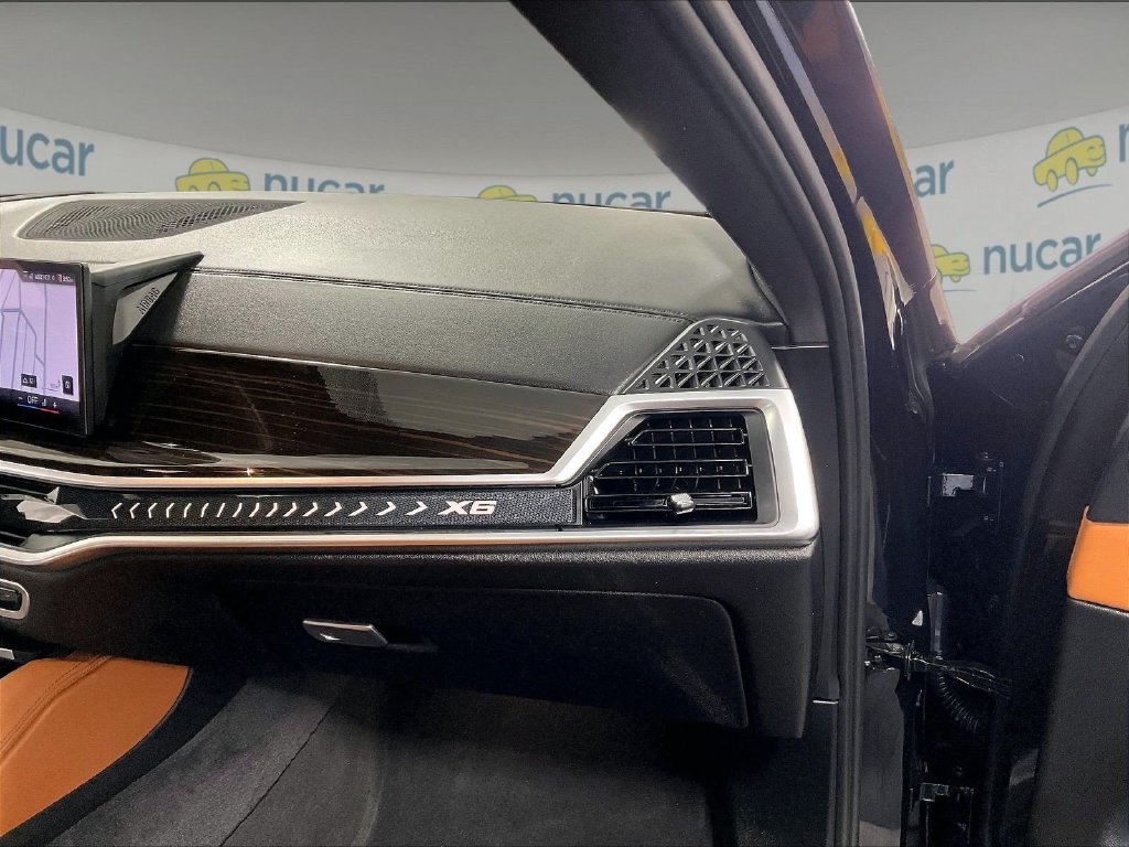 Used 2024 Black BMW xDrive40i image 13