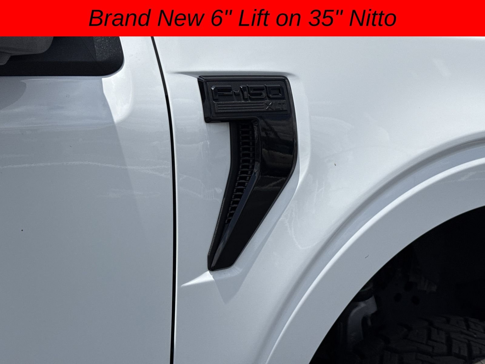 Used 2024 Oxford White Ford XLT image 11