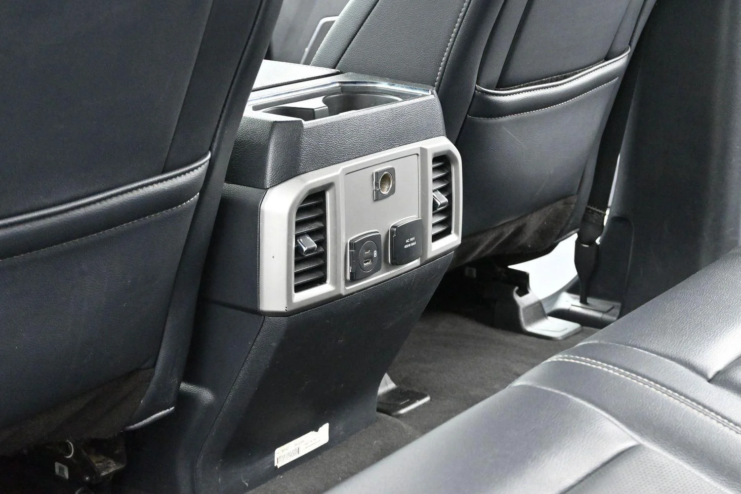 Used 2022 Carbonized Gray Ford Lariat image 29