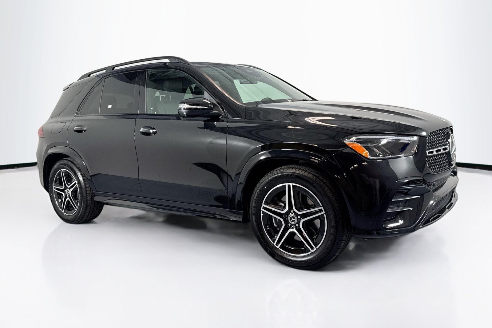 New 2026 Obsidian Black Metallic Mercedes-Benz GLE 350 image 3