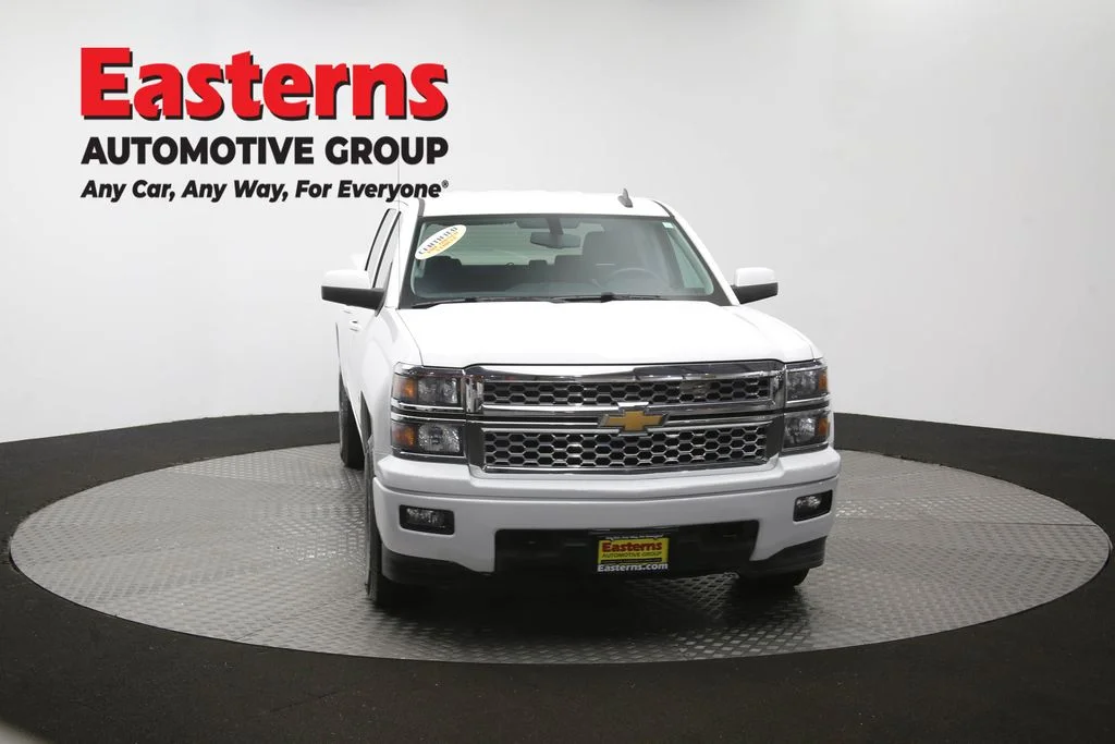 Used 2015 White Chevrolet LT image 53