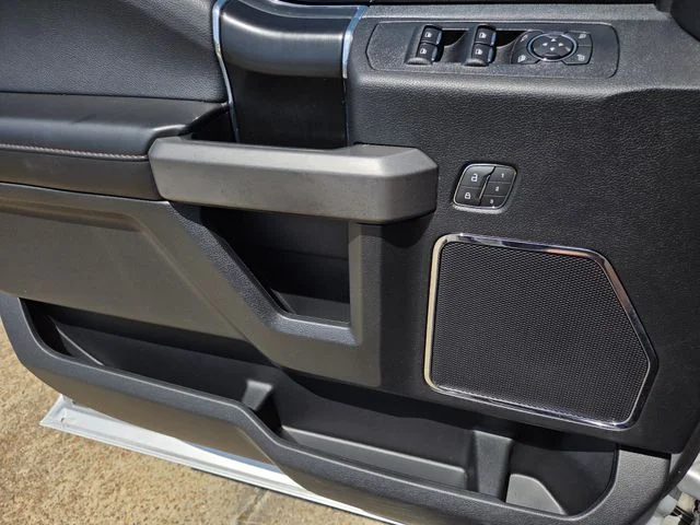Used 2019 Ingot Silver Ford Platinum image 18