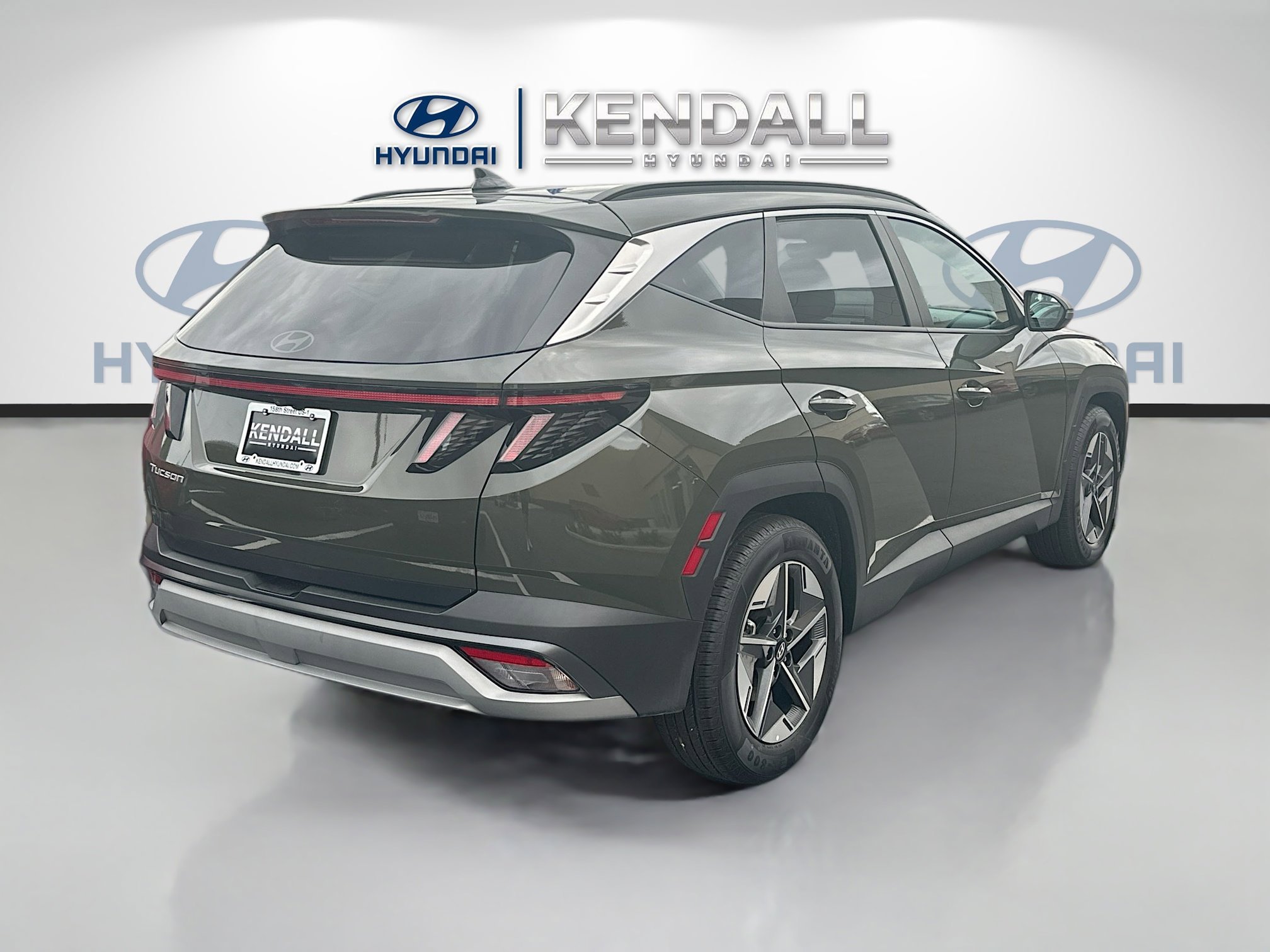 Used 2025 Rockwood Green Hyundai SEL Convenience image 6