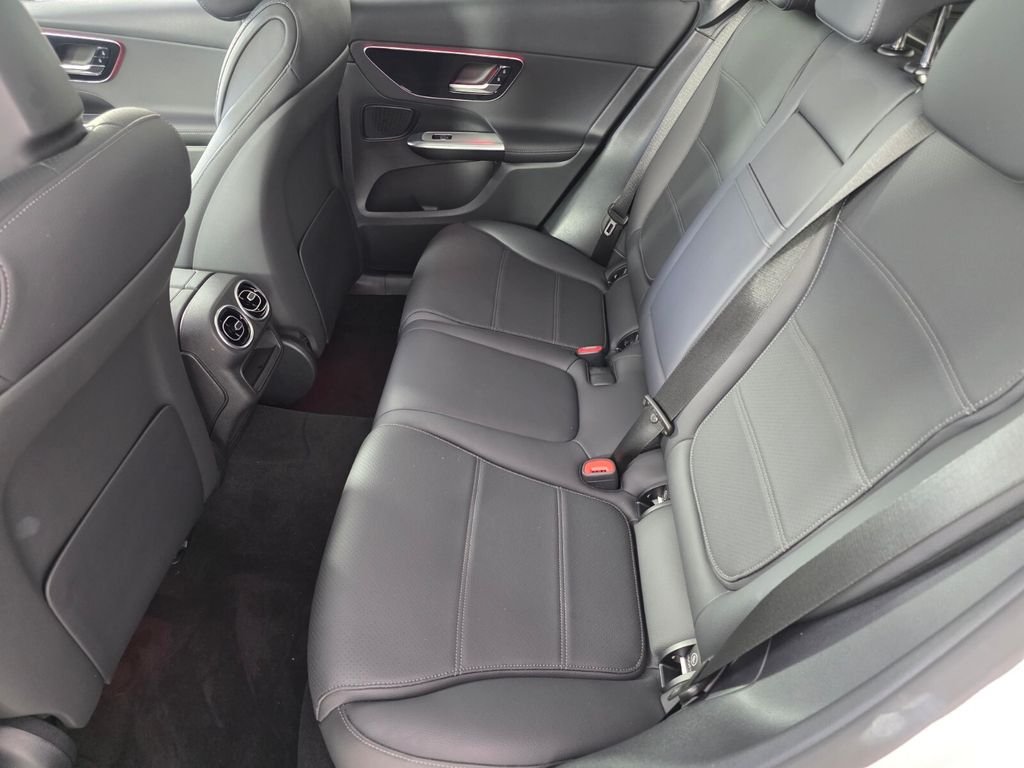 Certified Used 2025 White Mercedes-Benz GLC 300 image 14