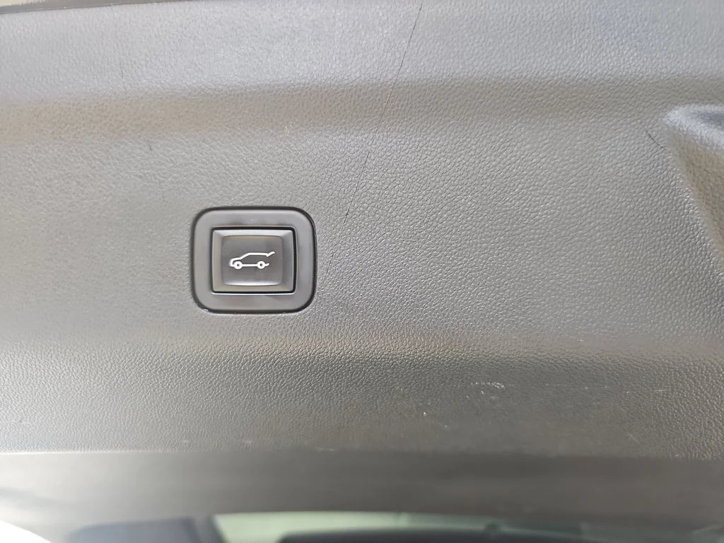 Certified Used 2023 Black Chevrolet High Country image 18