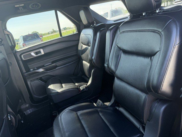 Certified Used 2020 Blue Metallic Ford XLT image 26