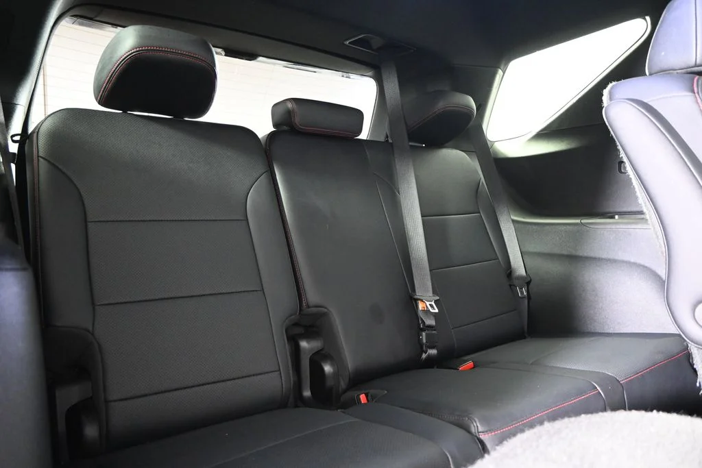 Used 2024 Red Chevrolet Z71 image 16