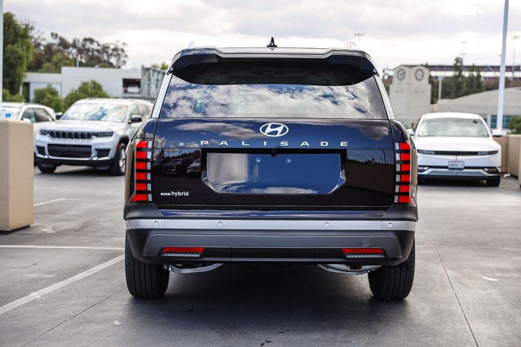 New 2026 Red Hyundai Blue SEL Premium 8P image 5