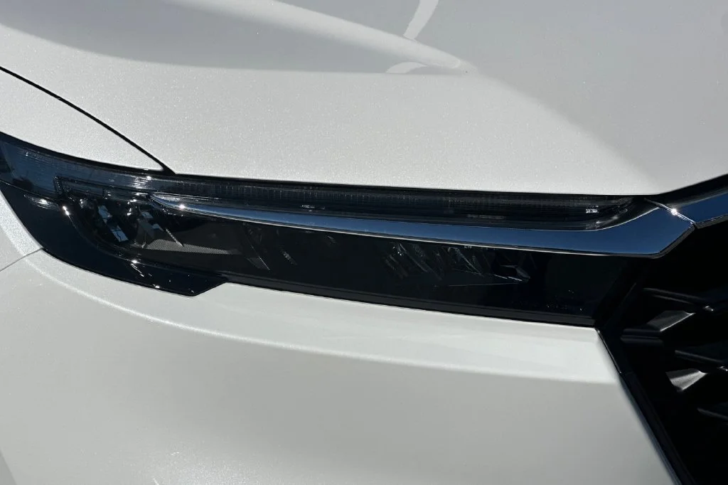 New 2026 Platinum White Pearl Honda LX image 20