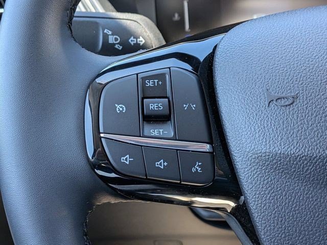 Used 2025 Oxford White Ford Active image 18