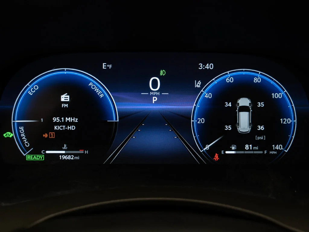 Used 2024 Gray Toyota Platinum image 35