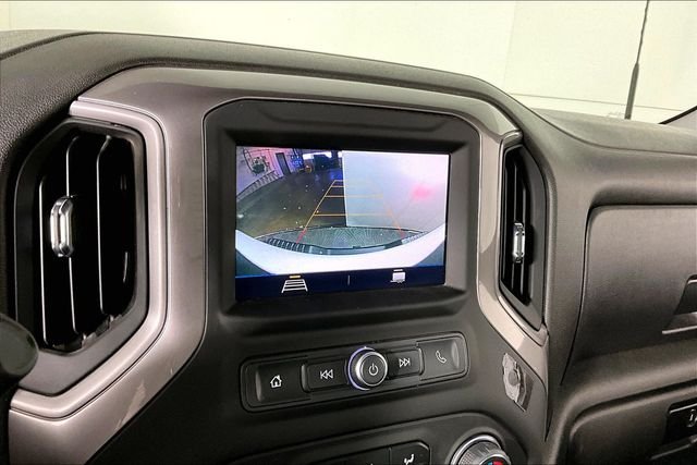 Used 2023 White Chevrolet Custom image 13