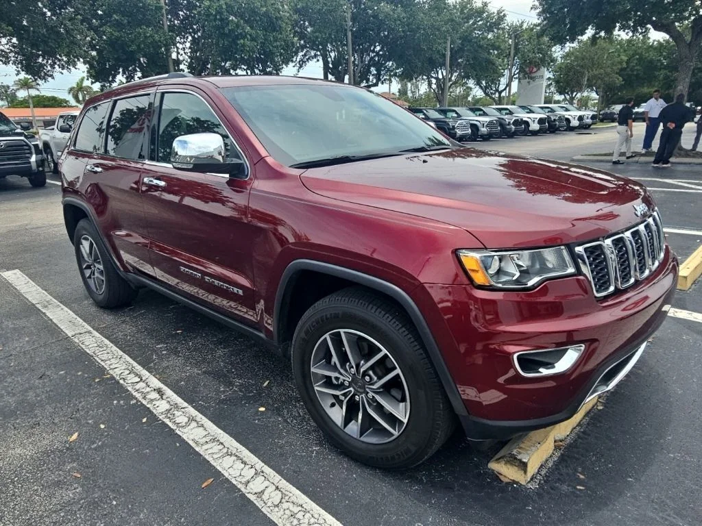 Used 2020 Red Jeep Limited image 1