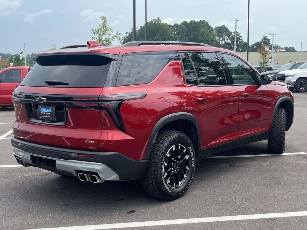 Used 2024 Red Chevrolet Z71 image 3