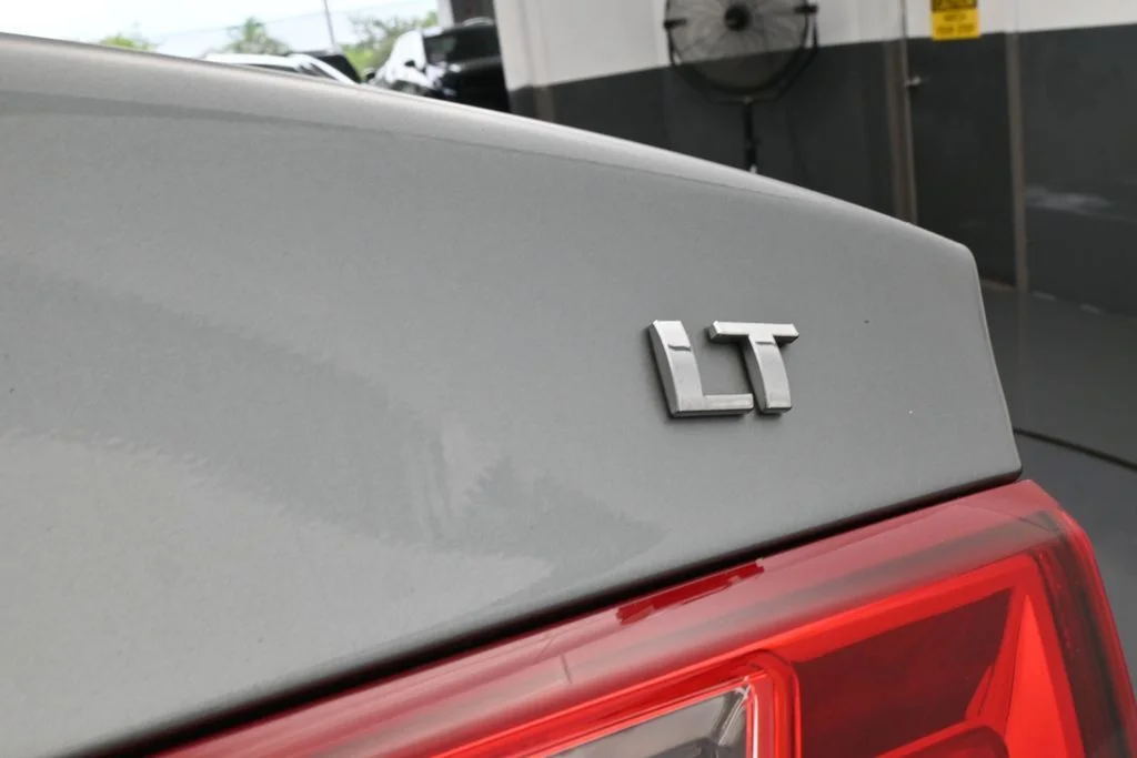 Used 2024 Sterling Gray Metallic Chevrolet LT image 32