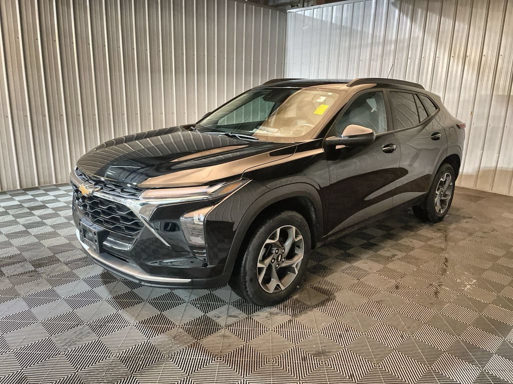 Used 2024 Mosaic Black Metallic Chevrolet LT image 4