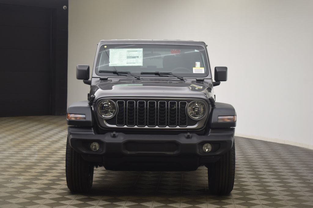 New 2026 Granite Crystal Metallic Clear-Coat Exterior Paint Jeep Sport image 2