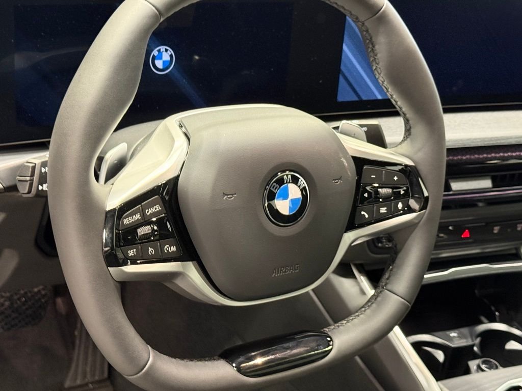 2026 BMW 3 Series 330i - Photo 15
