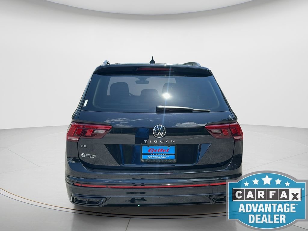 Used 2024 Black Volkswagen 2.0T SE R-Line Black image 6