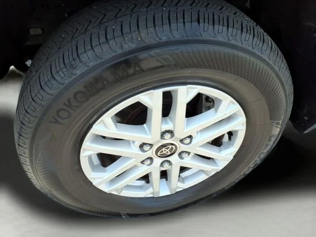 Used 2024 Gray Toyota SR5 image 9