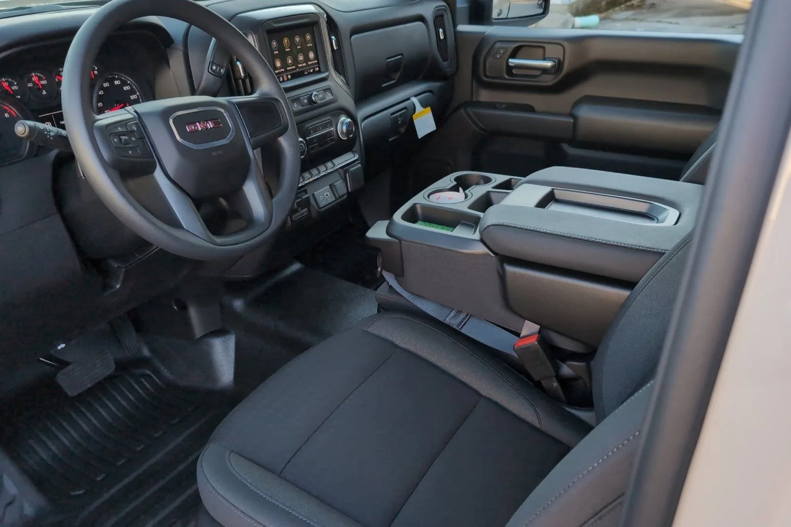 2026 GMC Sierra 2500HD Pro - Photo 10