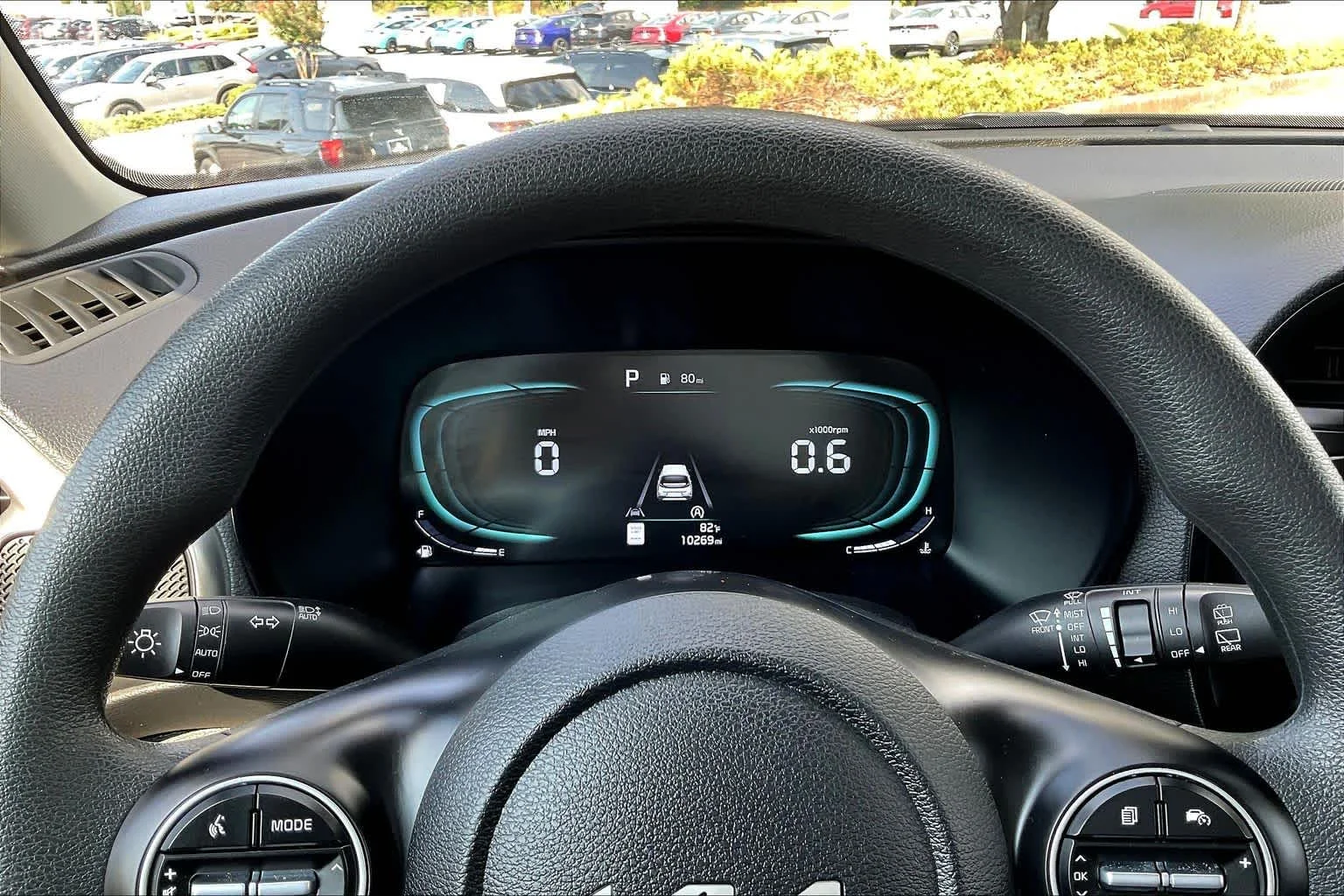 Used 2025 Snow White Pearl Kia LX image 25